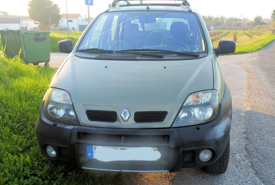 Renault-scenic-4wd-2000-gasolina-ano-2000-01